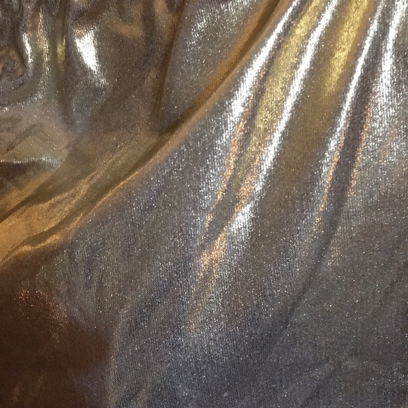 Gold color leggings - Picture 3 of 3